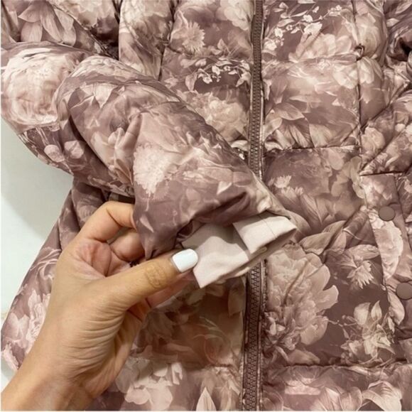 Athleta Downtown Printed Jacket in Antoinette Floral Pink Down Coat - Picture 6 of 10